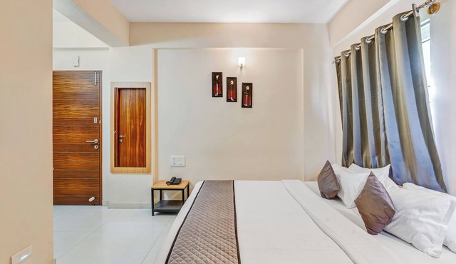 UPAR Hotels Nearby Bagmane Tech Park
