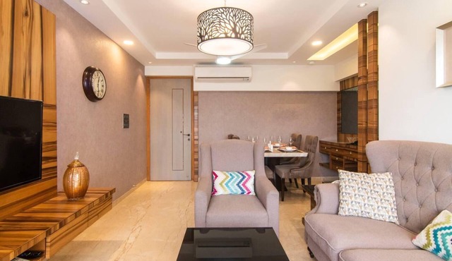 Upscale 2 bedroom apartment