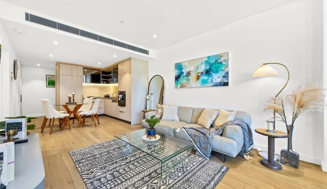Urban Bliss 2BR Abode - Luxury丨Comfort丨Parking