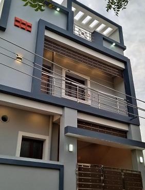 Urban White Villa Homestay