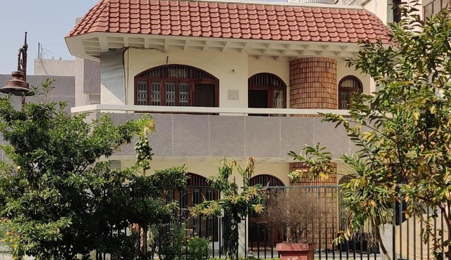 UVs Homestay