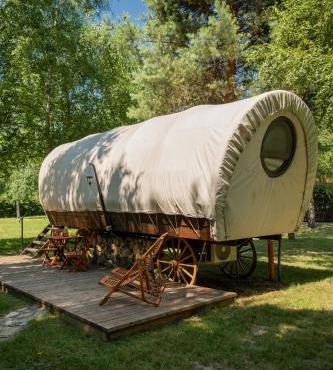 Várlak Glamping
