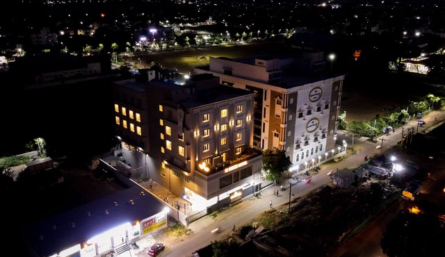 V FIVE HOTEL