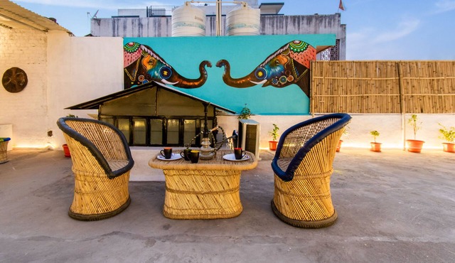 Vacation Pod (Wi-fi, Terrace, Kids Play Room) 2BHK Independent House