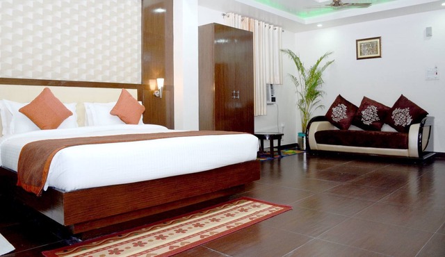 Vaishnavi Clarks Inn Buxar