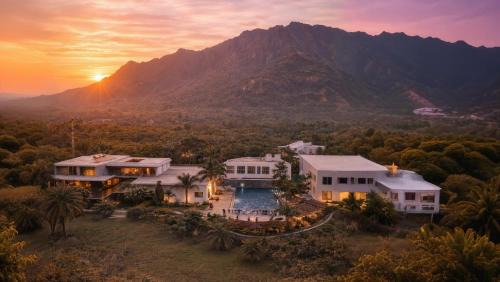 Valencia Club and Resort - Luxury Nature Resort ,Foot hills of Mount Abu