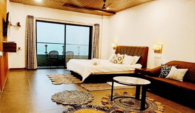 VANDHAARA LUXURY STAYS