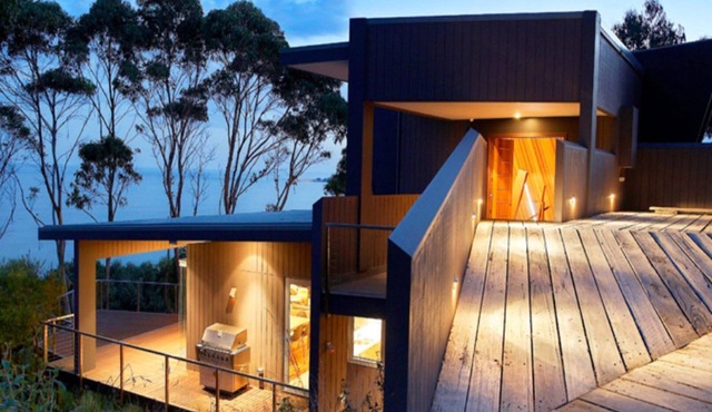 Vantage Point - Architectural brilliance and free WIFI in Lorne