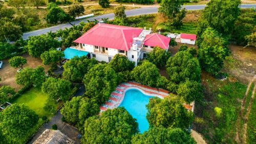 Vanveli The Forest Resort