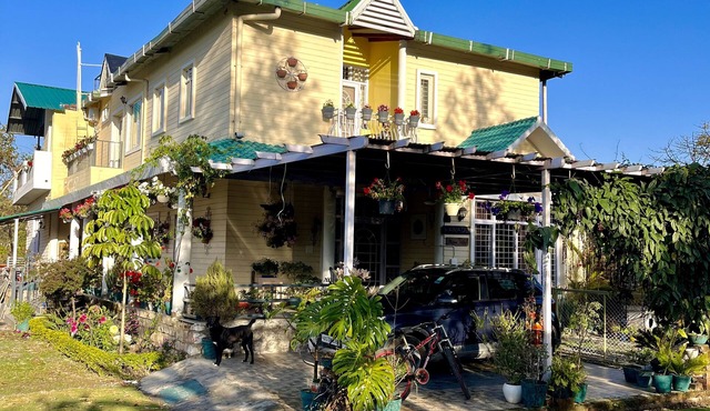 Vara: Unique Wellness Homestay amidst Mountains