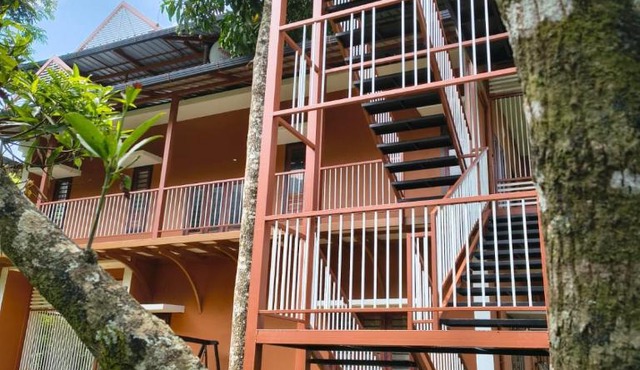 VARIYATH HOMESTAY THIRUNELLi