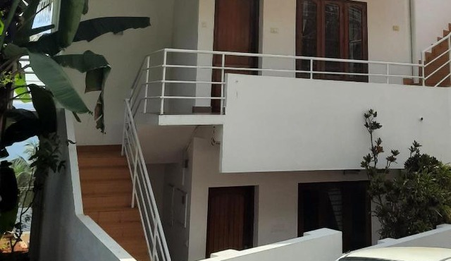 VARMA SEA VIEW VILLAS
