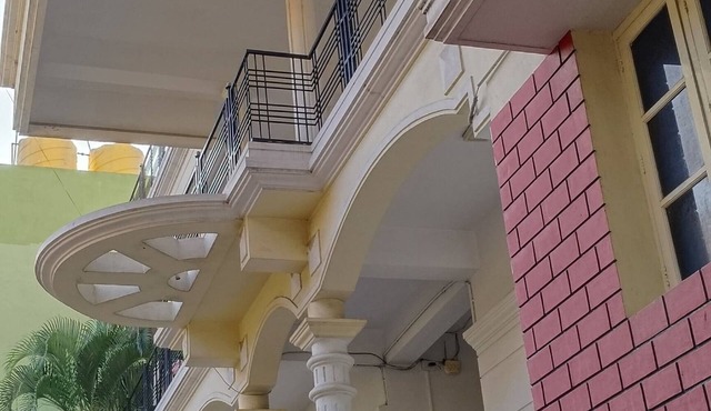 VARSHA ENCLAVE WHITE HOUSE