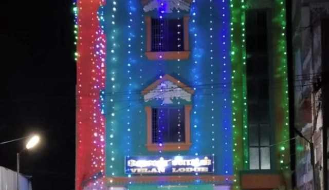 Velan Lodge