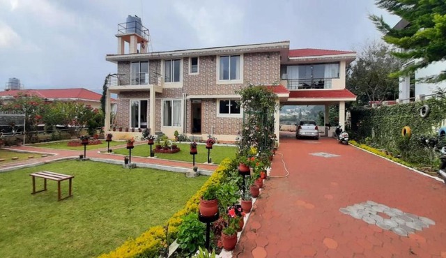 Velus Bungalow Ooty