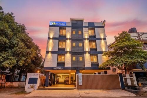 Via Galaxy Apartments