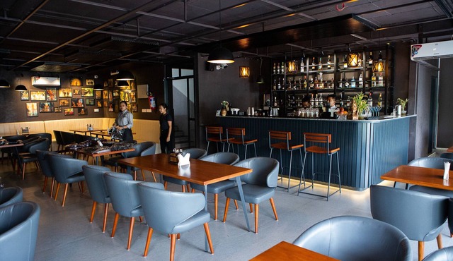 Vihaari 24 Business Hotel