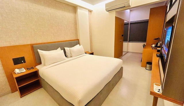 Vijay Vilas Hotel