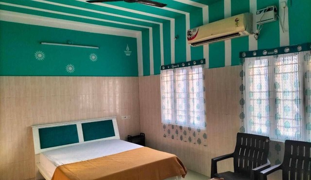 villa at white town