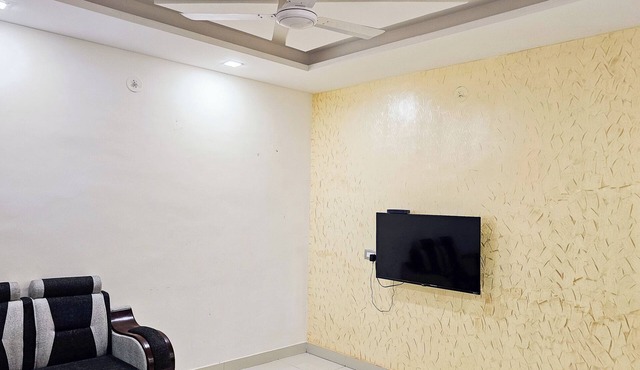 Villa Espoir: Spacious 5-bedroom Villa in Edappally, Kochi
