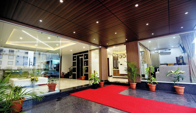 VILLA GRAND HOTEL NEAR BENGALURU AIRPORT