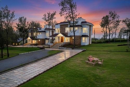 Villa Hugel ooty By StayVista