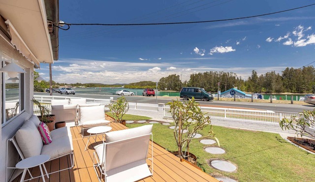 Villa Lola Lakefront Comfort