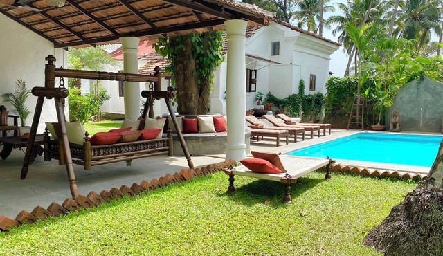 VILLA LOU GOA Heritage Portuguese House built 1903 with Private Pool