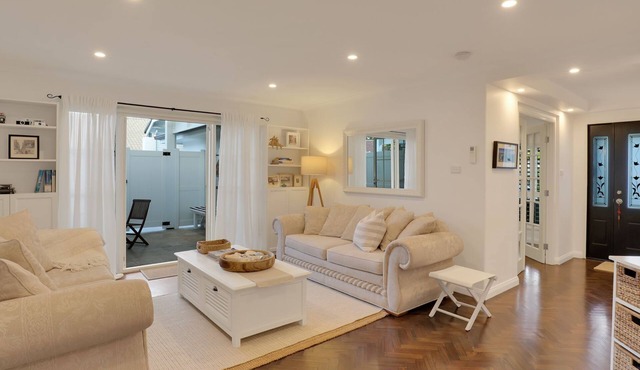 Villa Luna- just moments from the coastline, perfect for a couples’ getaway.