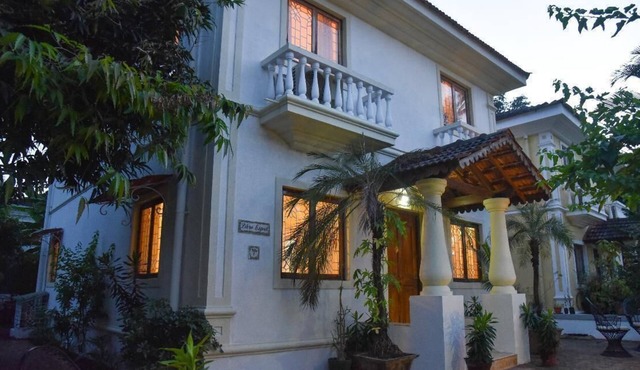 Villa Samaara3 Candolim Goa 3bhk 500mts from Beach