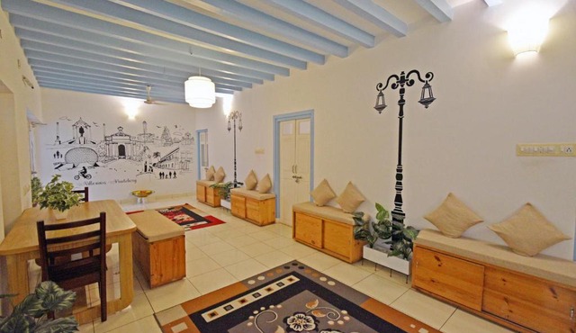 Villa Waves