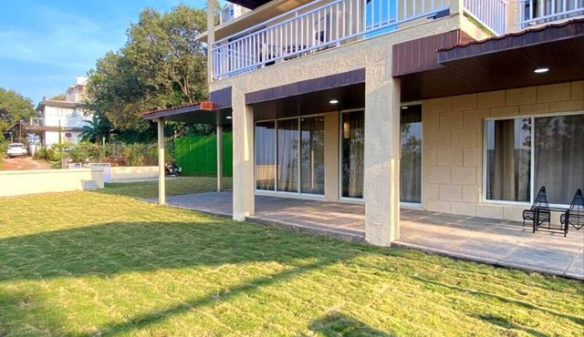 Villa with private Pool