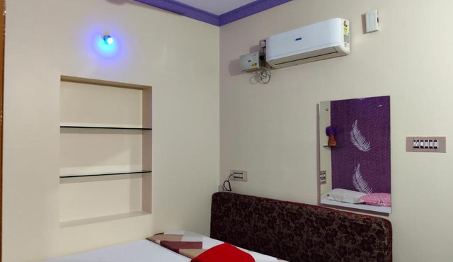 Vinayaka Homestay Hampi