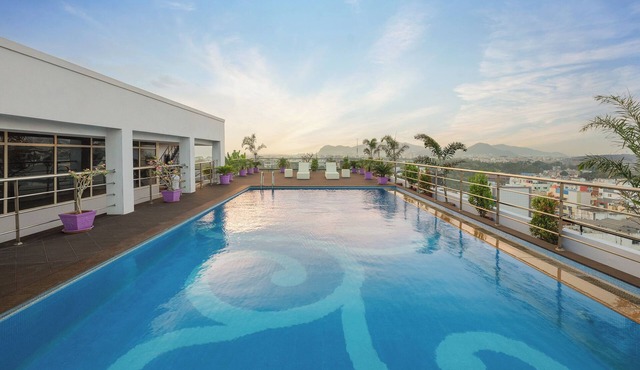 Vivanta Vijayawada, MG Road