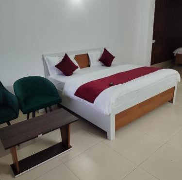 Vybent hotel kainchi dham