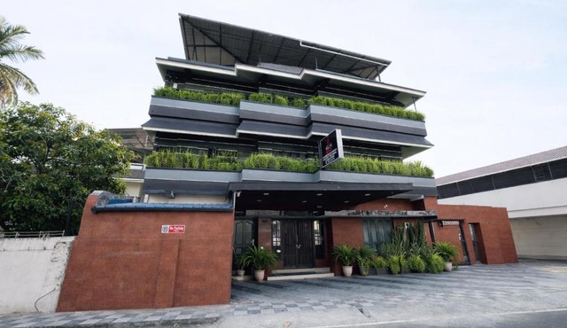 W H Nest Hostel