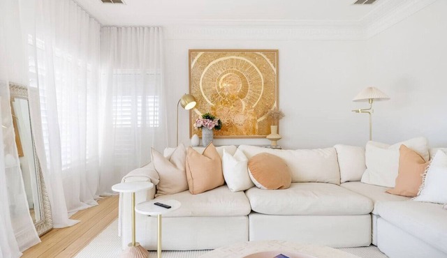 Waterfront luxe- a Hobart oasis in Sandy Bay