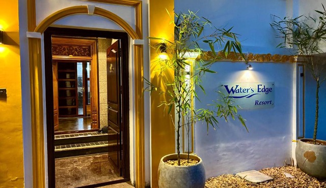 Waters Edge Resort - Villa With Private Pool