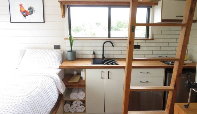 Waterways Farm Tiny Retreat in Hannam Vale