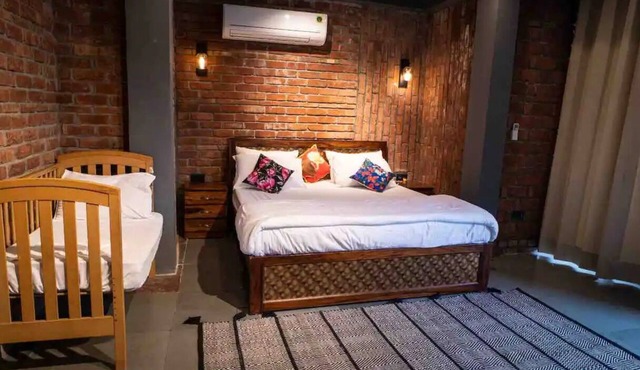 WE Woods Farm Manesar, 6BR Lux King Beds, Pvt Pool