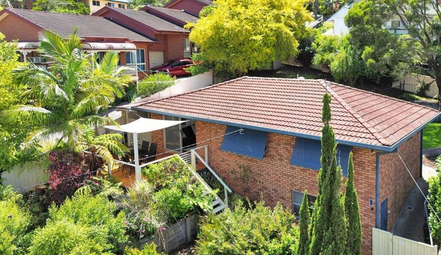 Welcome to Avalon 2, your ideal pet-friendly holiday home. in Nambucca Heads