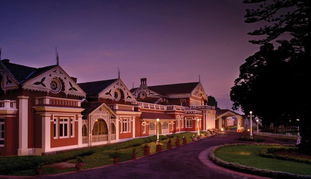 WelcomHeritage Fernhills Royal Palace