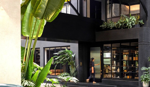 Wellesley Hotel