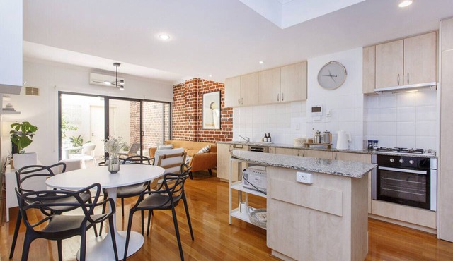 West End Courtyard Retreat in Fremantle