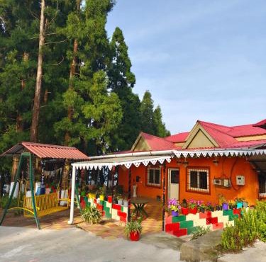 Whispering Pines Farmstay