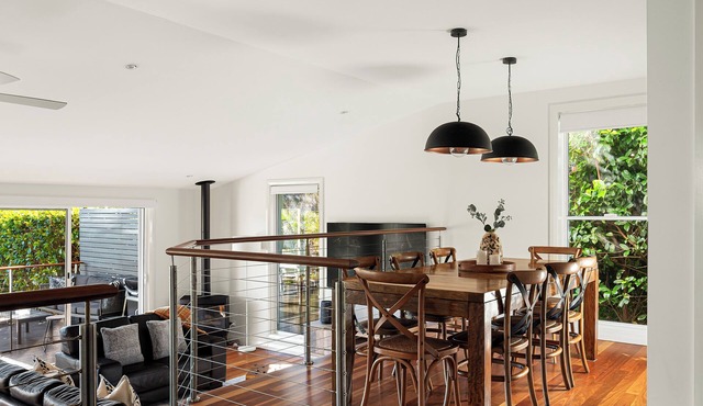 "Whispering Waves" – Pet-Friendly Coastal Escape