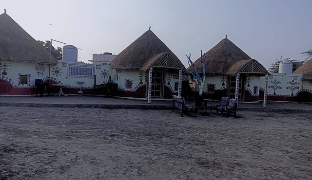 White Desert Homestay