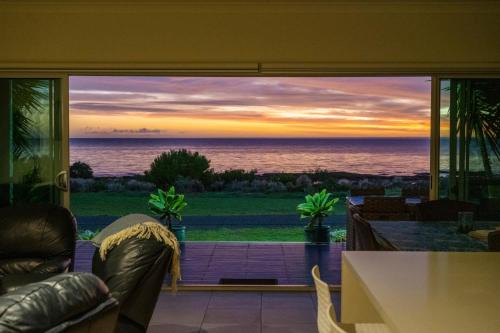 White Haven - Beachfront in Point Turton