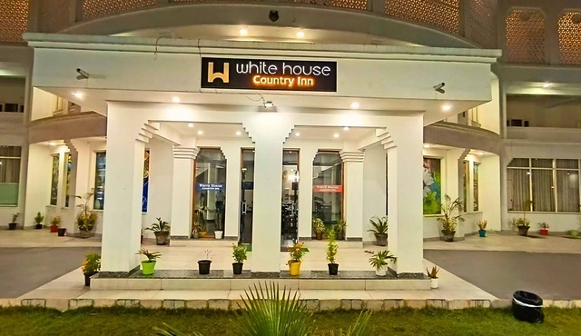 White House Country Inn