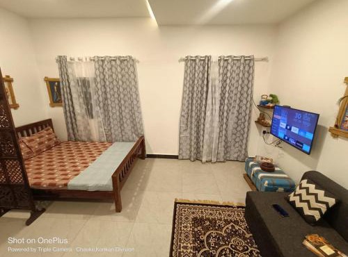 White Lily home away from home 1